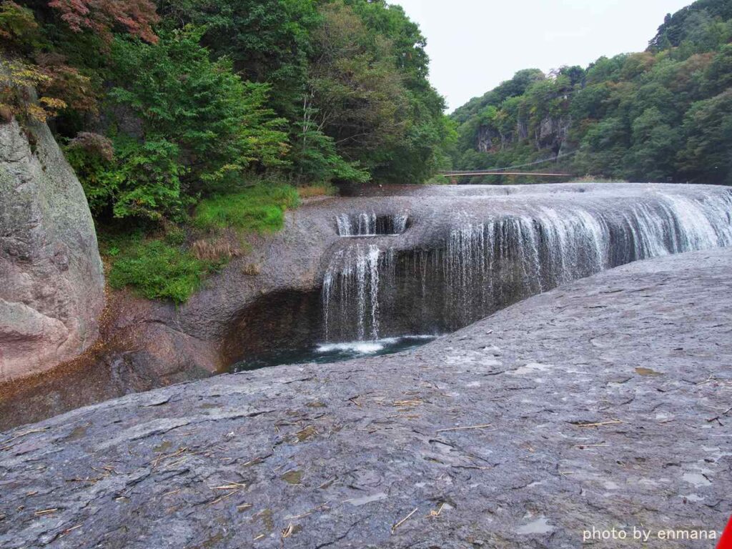 吹割の滝